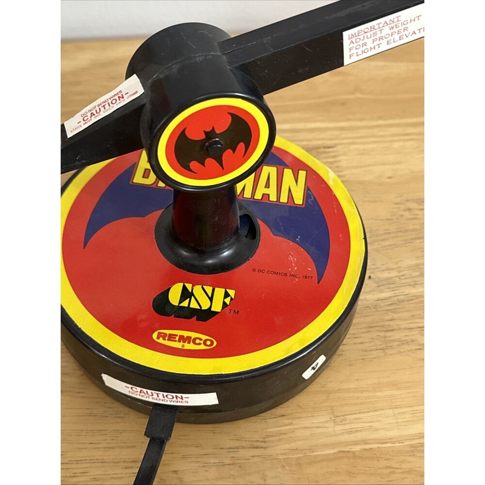 Vintage Remco CSF Batman Batcopter battery operated playset Paper Figures Box - Picture 13 of 15